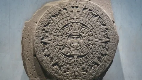 独家揭秘：国安在亚冠激战河内公安冲突后，亚足联重罚6250美元，真相背后有何隐情？